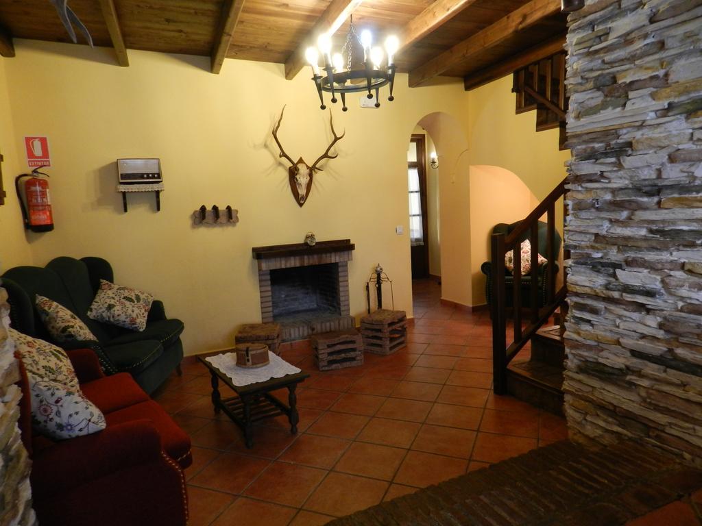 Alojamiento Rural La Rabida 25 Cumbres Mayores Екстер'єр фото